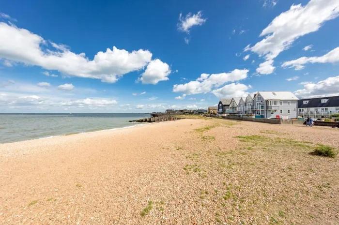Oyster Etchingham Seaview Hotel Whitstable Bagian luar foto